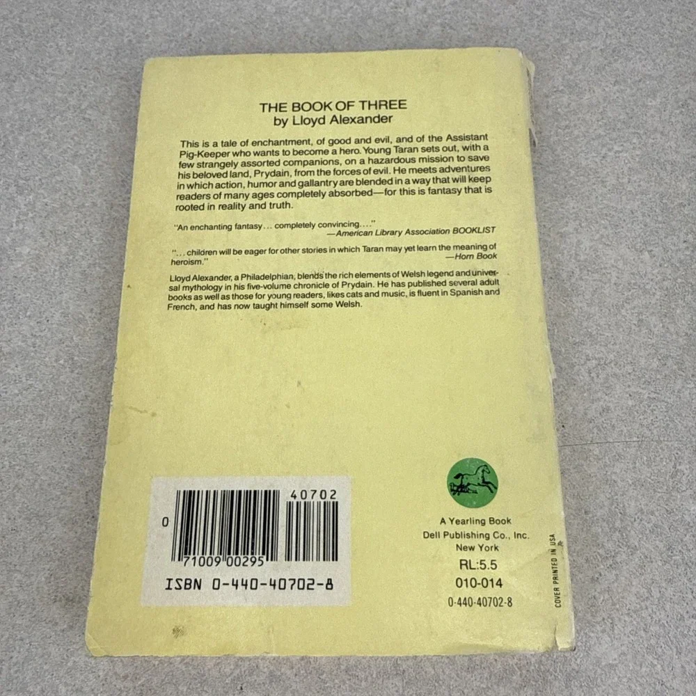 Vitnage PRYDAIN CHRONICLES Lloyd Alexander 1970s yellow Vol.‎ 1-4